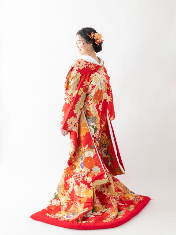 色422　正絹　色打掛　枝垂桜　御所車　飛び鶴　鴛などの素敵な市松文様風デザイン　花嫁衣裳　【美品】