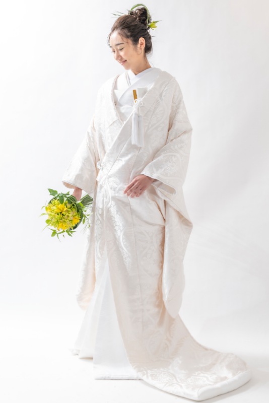 白無垢「立枠草花紋」TANAN丹庵 - TANAN 丹庵