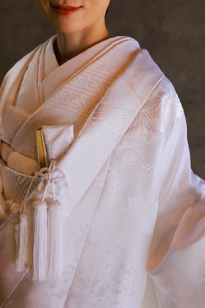 ♪IDN即決♪ アンティーク 波に群鶴模様織り出し花嫁衣装白無垢掛下 新作 白無垢「雲取群鶴飛翔文」TANAN丹庵 - TANAN 丹庵