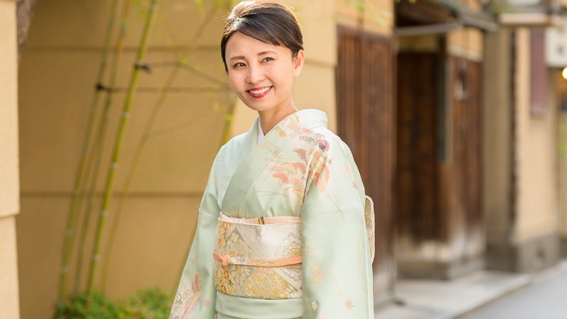 新作 訪問着「松に宝尽くし薄緑 」TANAN丹庵 - TANAN 丹庵