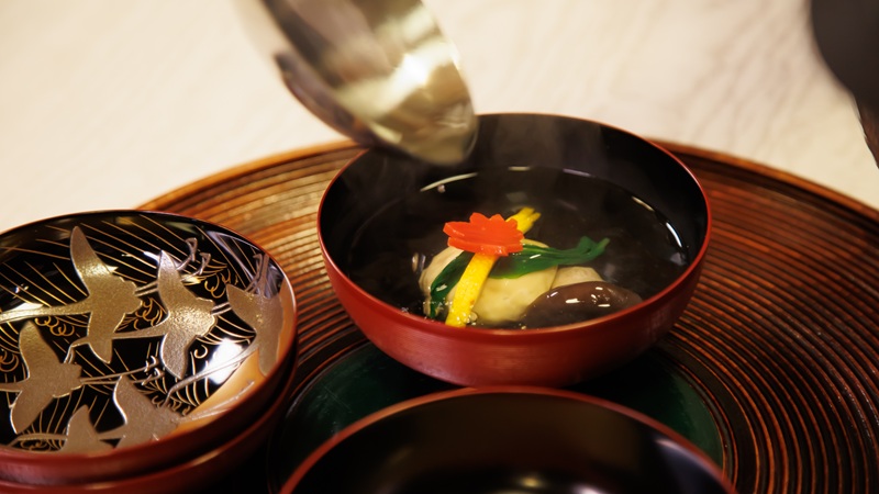Kamigamo Shrine visit + Kyoto cuisine Sakurai &#8220;dashi&#8221; experience